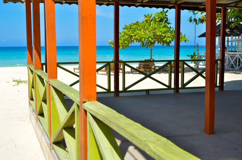 Hidden Paradise Resort Hotel نيغريل المظهر الخارجي الصورة