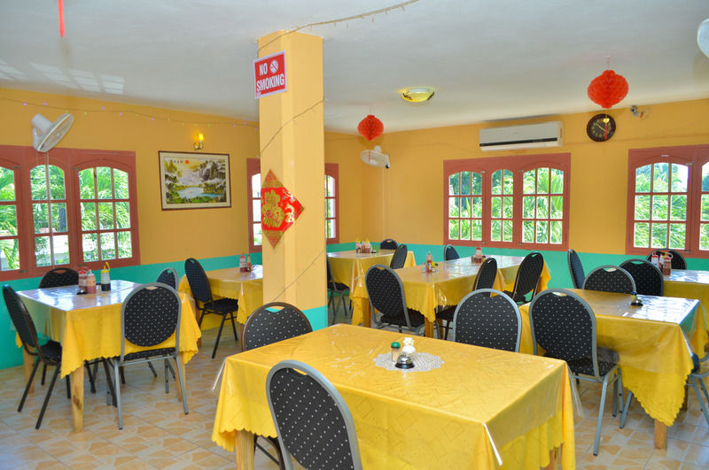Hidden Paradise Resort Hotel نيغريل المظهر الخارجي الصورة