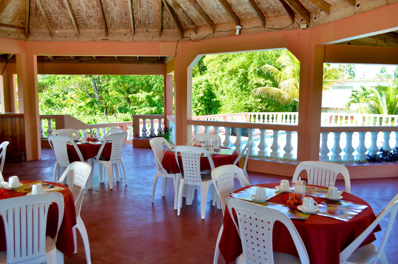 Hidden Paradise Resort Hotel نيغريل المظهر الخارجي الصورة